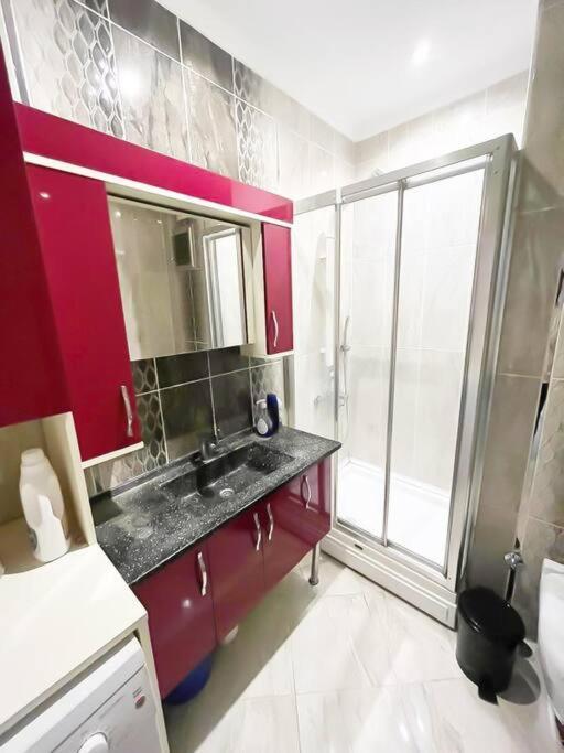 Апартаменты House In The Center Of Kadikoy *
